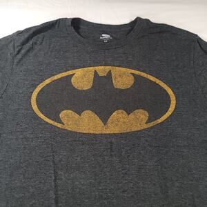 DC Batman Short Sleeve Graphic Crew Neck T Shirt Mens Size Small S Gray